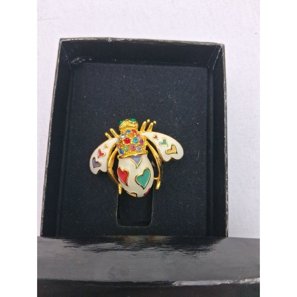 Joan Rivers Classics Collection Bee Brooch Pin White Enamel Crystal Hearts